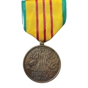 US Army Vietnam War Service Medal Pendant Ribbon Set Republic of Vietnam Vintage